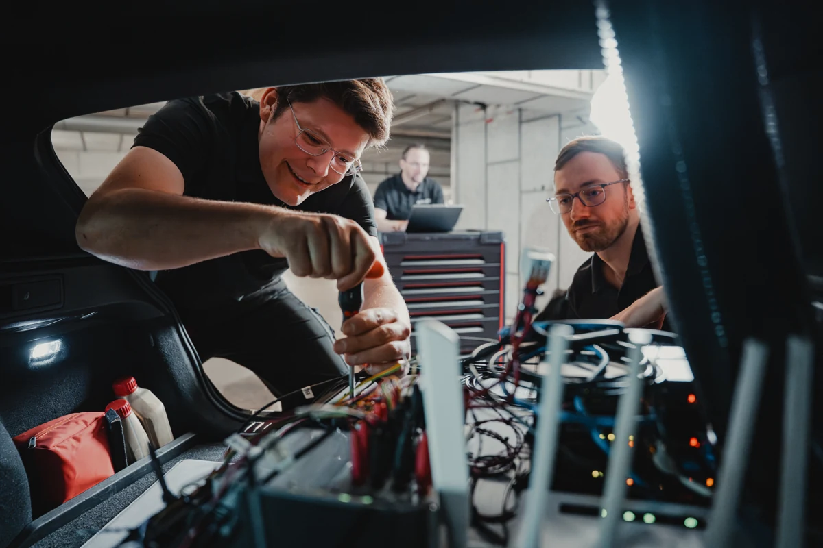SafeAD team during vehicle integration and testing.